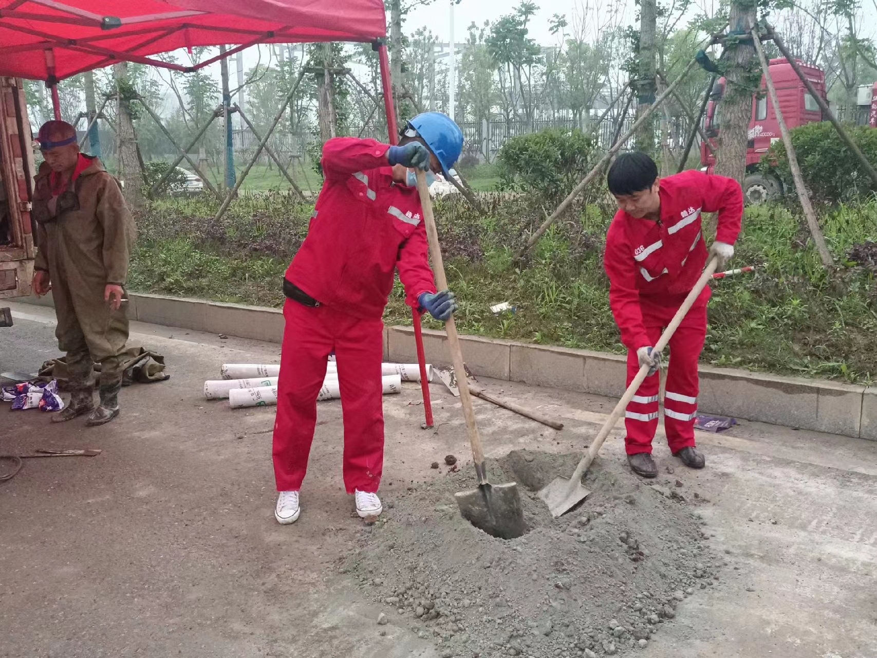 盐津管道疏通哪家好】及时进行市政管道清淤